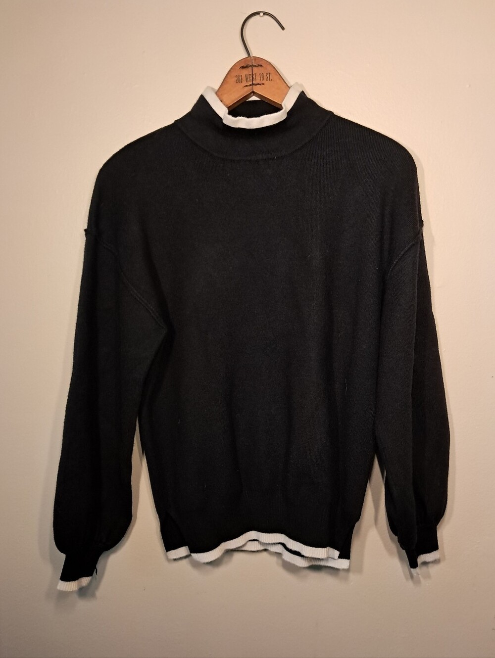 Flat White Classic Black Chic Mockneck Sweater with Contrast Trim